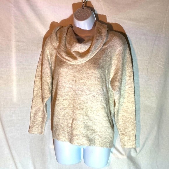 Divided Sweaters - 4-5 H&M DIVIDED beige wide cowl neck acrylic wool alpaca pull over sweater S